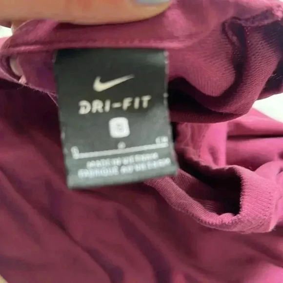Nike Dri fit open back athletic long sleeve size small - Picture 5 of 5